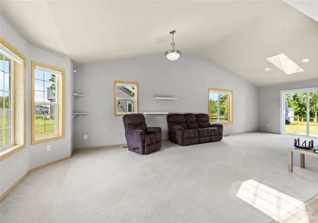 Photo 4 of Single family home for sale at 52 Morgan Dr, Cathlamet, WA 98612 | MLS# NWM2537164 | Listing updated on 2026-09-25