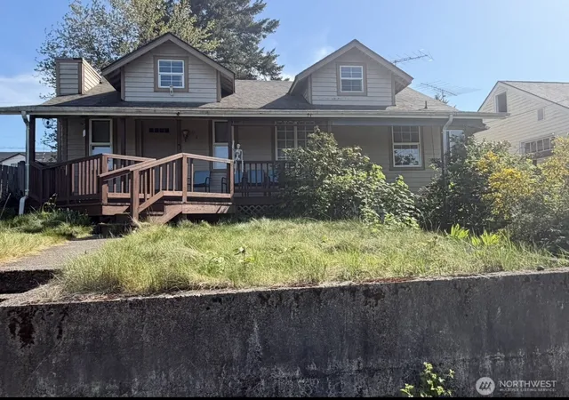 Photo 1 of Sale Pending at 927 Ellinor Ave, Shelton, WA 98584 | MLS# NWM2537170 | Listing updated on 2026-06-23