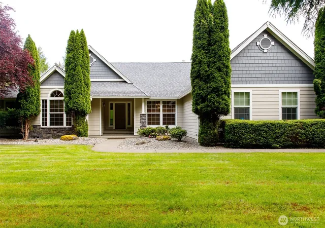 Photo 3 of Sale Pending at 7226 Marvin Rd Ne, Olympia, WA 98516 | MLS# NWM2537201 | Listing updated on 2026-09-28