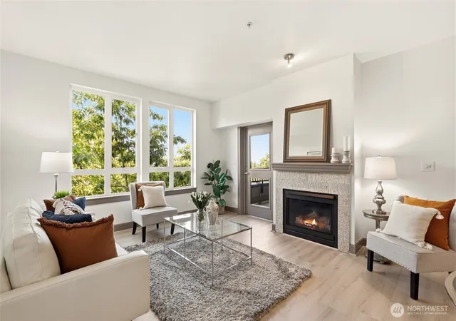 Photo 3 of Sale Pending at 1880 25th Avenue NE #305, Issaquah, WA 98029 | MLS# NWM2537222 | Listing updated on 2026-10-02
