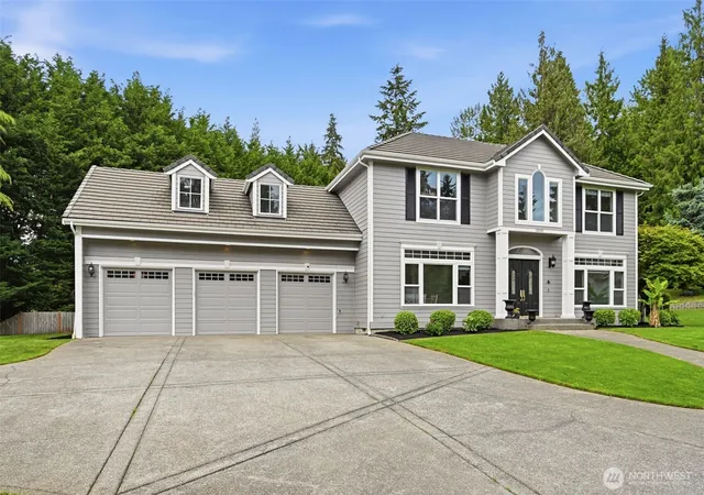 Photo 3 of Single family home for sale at 13503 110th Street Ct E, Puyallup, WA 98374 | MLS# NWM2537228 | Listing updated on 2026-09-30