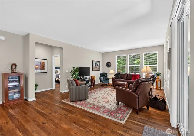 Photo 4 of Single family home for sale at 8551 Vashon Dr NE, Lacey, WA 98516 | MLS# NWM2537246 | Listing updated on 2026-09-22