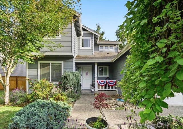 Photo 2 of Single family home for sale at 19712 207th Street Ct E, Orting, WA 98360 | MLS# NWM2537279 | Listing updated on 2026-09-23