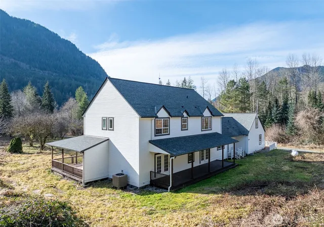 Photo 3 of Single family home for sale at 5871 Wa 508, Morton, WA 98356 | MLS# NWM2537283 | Listing updated on 2026-09-22