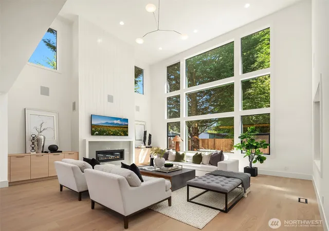 Photo 2 of Sale Pending at 16711 Ne 16th Place, Bellevue, WA 98008 | MLS# NWM2537295 | Listing updated on 2026-09-25