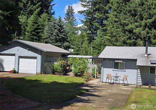 Photo 3 of Sale Pending at 8823 Old Hwy 99 SE, Olympia, WA 98501 | MLS# NWM2537299 | Listing updated on 2026-07-29
