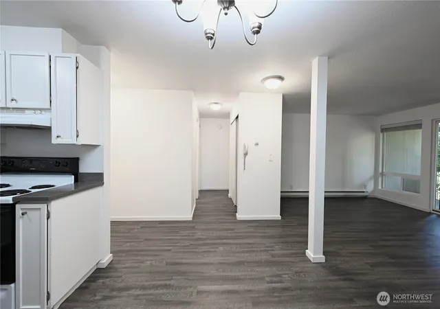 Photo 4 of Multi family home for sale at 3510 W Elmore St, Seattle, WA 98199 | MLS# NWM2537323 | Listing updated on 2026-09-22