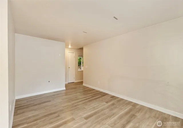 Photo 4 of Townhouse for sale at 1307 NW Slate Ln #101, Silverdale, WA 98383 | MLS# NWM2537329 | Listing updated on 2026-09-20