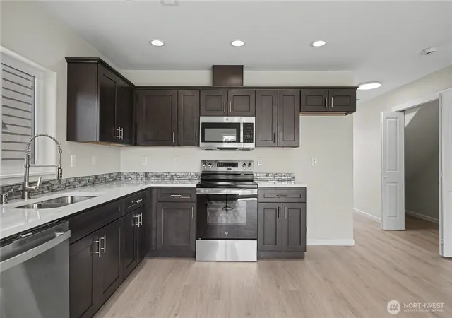 Photo 3 of Multi family home for sale at 415 N 5th Avenue, Connell, WA 99326 | MLS# NWM2537343 | Listing updated on 2026-09-22