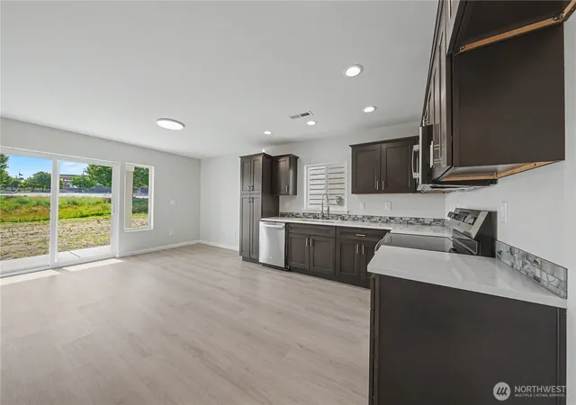 Photo 3 of House for sale at 415 N 5th Avenue, Connell, WA 99326 | MLS# NWM2537343 | Listing updated on 2026-09-22