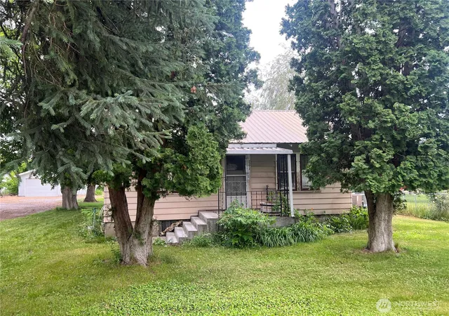 Photo 1 of Single family home for sale at 2274 Elmway, Okanogan, WA 98840 | MLS# NWM2537393 | Listing updated on 2026-09-22