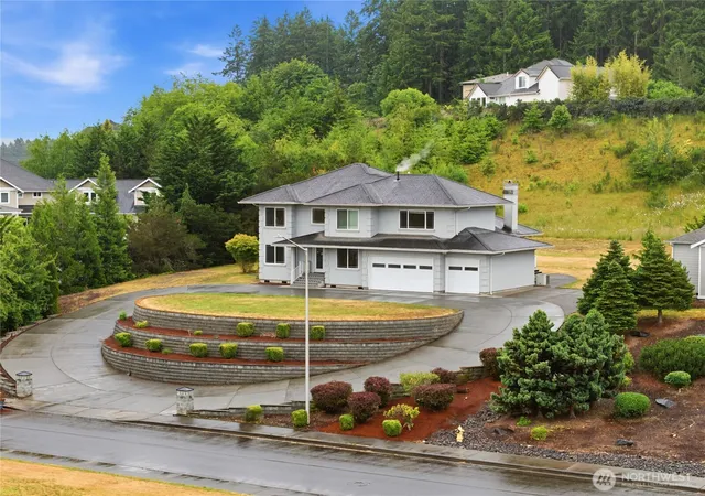 Photo 2 of Single family home for sale at 9347 Piperhill Dr Se, Olympia, WA 98513 | MLS# NWM2537420 | Listing updated on 2026-09-22