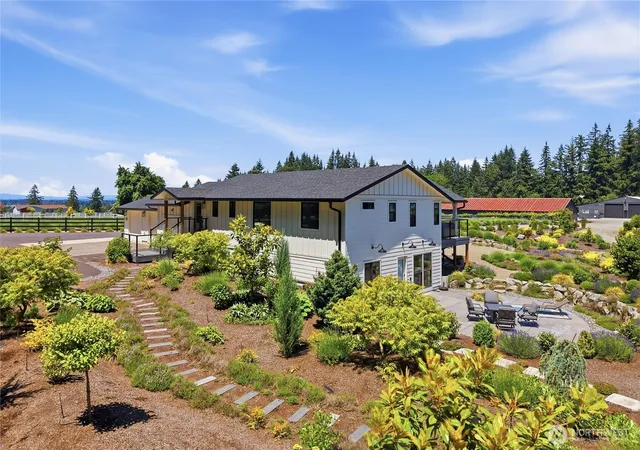 Photo 2 of Single family home for sale at 19012 Ne 139th Street, Brush Prairie, WA 98606 | MLS# NWM2537445 | Listing updated on 2026-09-22