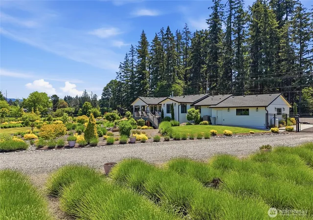 Photo 3 of Single family home for sale at 19012 NE 139th Street, Brush Prairie, WA 98606 | MLS# NWM2537445 | Listing updated on 2026-09-22