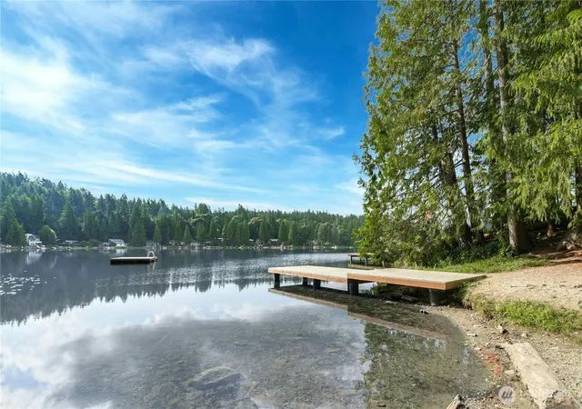 Photo 2 of Single family home for sale at 3211 W Ames Lake Dr Ne, Redmond, WA 98053 | MLS# NWM2537452 | Listing updated on 2026-09-22