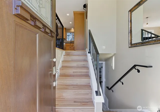 Photo 3 of Single family home for sale at 6427 182nd Place SW, Lynnwood, WA 98037 | MLS# NWM2537453 | Listing updated on 2026-09-21