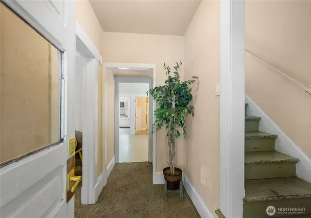 Photo 4 of Sale Pending at 1152 Ellis St, Bellingham, WA 98225 | MLS# NWM2537473 | Listing updated on 2026-08-06