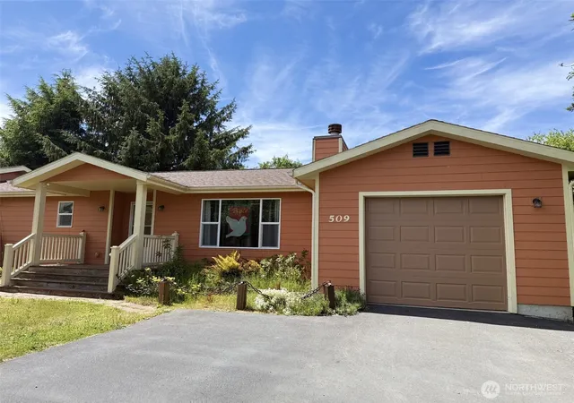 Photo 2 of Single family home for sale at 509 Point Brown Ave Sw, Ocean Shores, WA 98569 | MLS# NWM2537478 | Listing updated on 2026-10-01