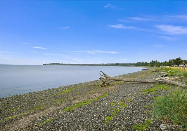 Photo 4 of Townhouse for sale at 8026 Birch Bay Dr #218, Blaine, WA 98230 | MLS# NWM2537500 | Listing updated on 2026-09-24