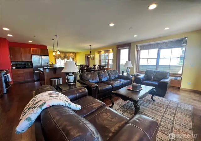 Photo 3 of Single family home for sale at 18 Fishing Aly, Eastsound, WA 98245 | MLS# NWM2537507 | Listing updated on 2026-09-25