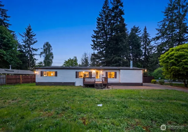 Photo 2 of Manufactured home for sale at 2641 Scotlac Dr Sw, Olympia, WA 98512 | MLS# NWM2537512 | Listing updated on 2026-09-22