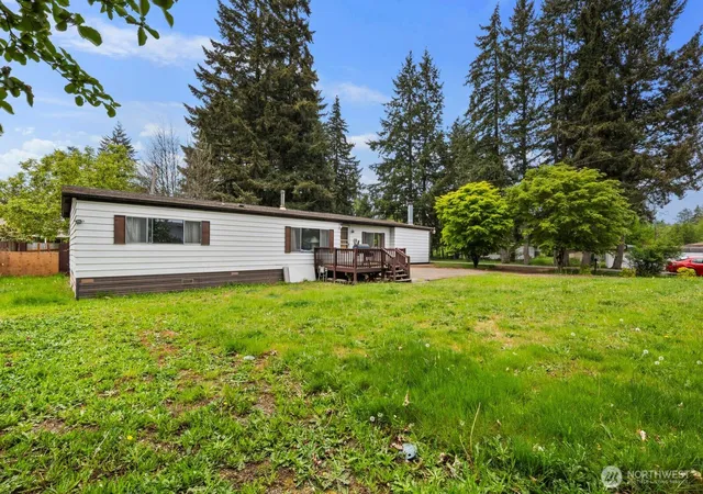 Photo 3 of Manufactured home for sale at 2641 Scotlac Dr Sw, Olympia, WA 98512 | MLS# NWM2537512 | Listing updated on 2026-09-22
