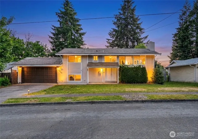 Photo 1 of Single family home for sale at 1119 Shelton Ave Ne, Renton, WA 98056 | MLS# NWM2537535 | Listing updated on 2026-09-30