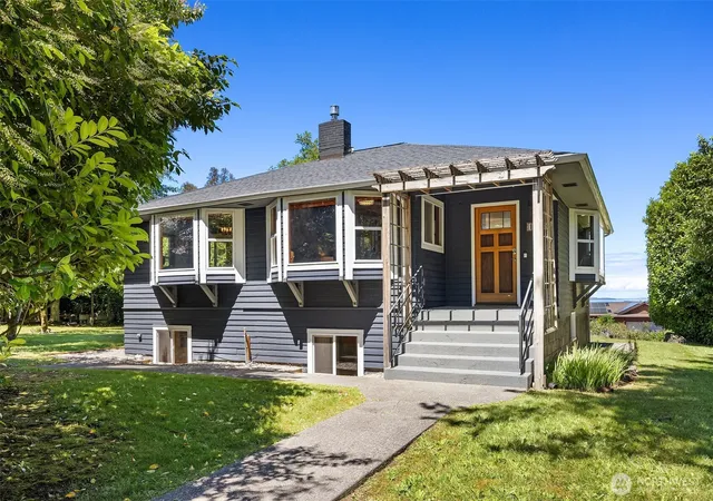 Photo 2 of Contingent at 10308 Sw 116th Avenue, Vashon, WA 98070 | MLS# NWM2537617 | Listing updated on 2026-09-24