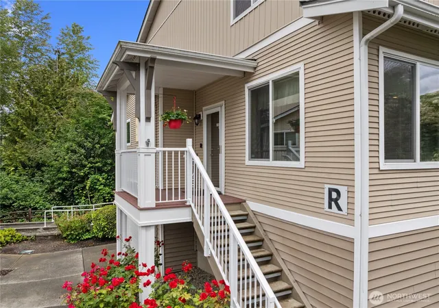 Photo 3 of Townhouse for sale at 14915 38th Drive SE #R1140, Bothell, WA 98012 | MLS# NWM2537630 | Listing updated on 2026-09-22