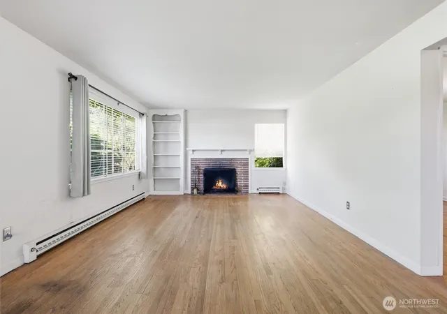 Photo 3 of Single family home for sale at 5603 Sw Lander St, Seattle, WA 98116 | MLS# NWM2537640 | Listing updated on 2026-09-22