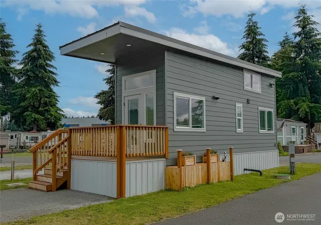 Photo 2 of Manufactured home for sale at 3312 Harrison Ave #49, Centralia, WA 98531 | MLS# NWM2537654 | Listing updated on 2026-09-22