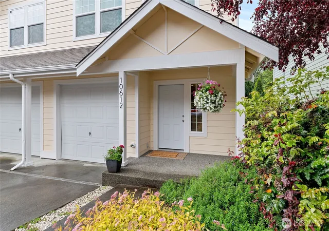 Photo 3 of Townhouse for sale at 10612 NE Kingston Meadows Cir, Kingston, WA 98346 | MLS# NWM2537684 | Listing updated on 2026-09-22