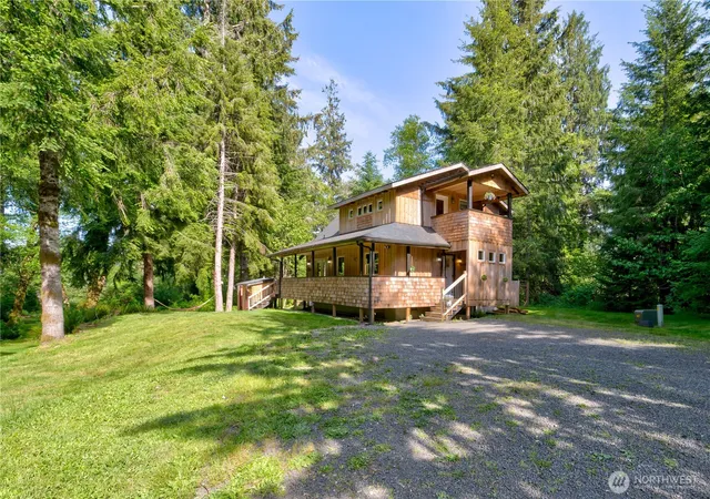 Photo 2 of Sale Pending at 20 Parpala Rd, Naselle, WA 98638 | MLS# NWM2537704 | Listing updated on 2026-09-22