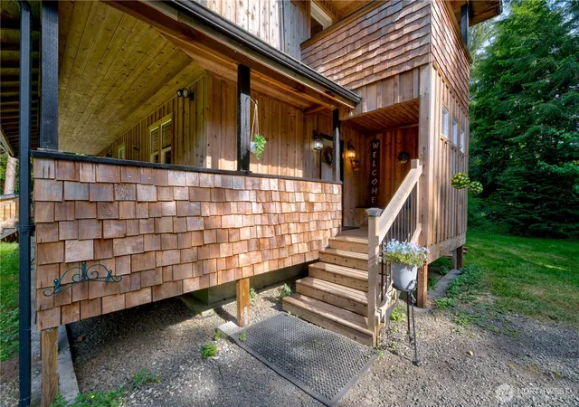 Photo 3 of Sale Pending at 20 Parpala Rd, Naselle, WA 98638 | MLS# NWM2537704 | Listing updated on 2026-09-22