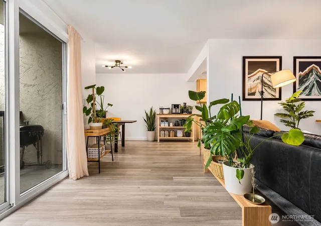 Photo 4 of Condo for sale at 8747 Phinney Ave N #7, Seattle, WA 98103 | MLS# NWM2537708 | Listing updated on 2026-09-29