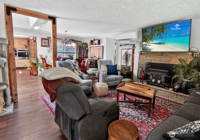 Photo 4 of Single family home for sale at 2573 Deer Park Rd, Port Angeles, WA 98362 | MLS# NWM2537761 | Listing updated on 2026-09-22