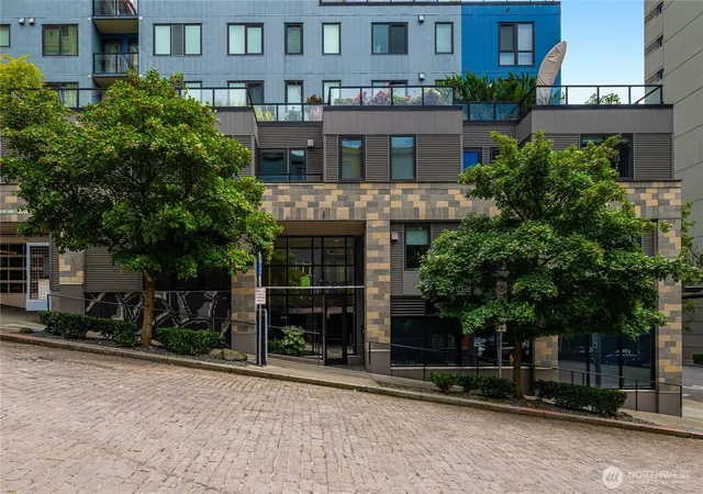 Photo 2 of Condo for sale at 81 Clay St #326, Seattle, WA 98121 | MLS# NWM2537788 | Listing updated on 2026-09-24