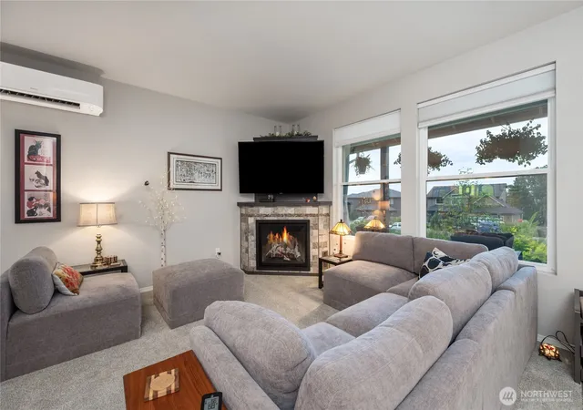 Photo 3 of Single family home for sale at 5519 Whitehorn Way, Blaine, WA 98230 | MLS# NWM2537789 | Listing updated on 2026-09-23