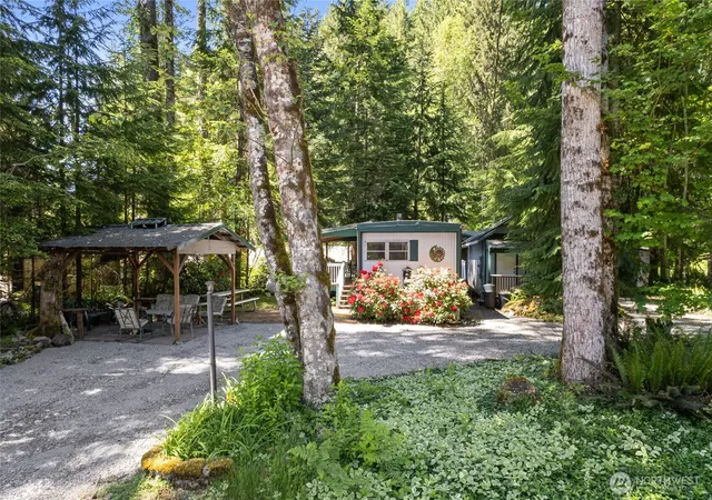 Photo 1 of Manufactured home for sale at 146 Paradise Dr, Ashford, WA 98304 | MLS# NWM2537798 | Listing updated on 2026-09-28