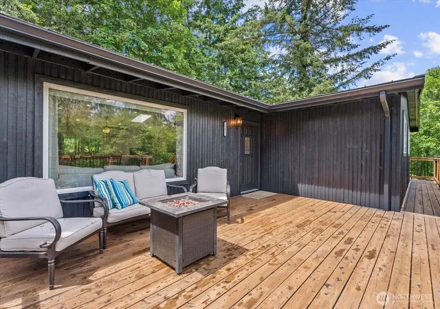 Photo 3 of Single family home for sale at 18015 248th Avenue SE, Maple Valley, WA 98038 | MLS# NWM2537825 | Listing updated on 2026-09-23