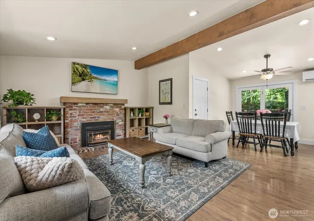 Photo 4 of Single family home for sale at 18015 248th Avenue SE, Maple Valley, WA 98038 | MLS# NWM2537825 | Listing updated on 2026-09-23