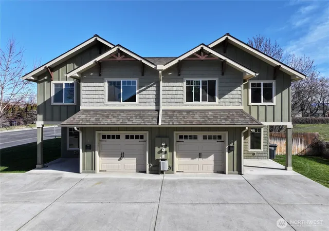 Photo 1 of Multi family home for sale at 226 E Whitman Dr, College Place, WA 99324 | MLS# NWM2537828 | Listing updated on 2026-09-22