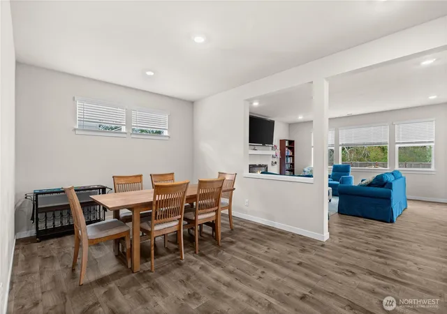 Photo 3 of Single family home for sale at 17512 Crossing Dr E, Puyallup, WA 98374 | MLS# NWM2537840 | Listing updated on 2026-09-25