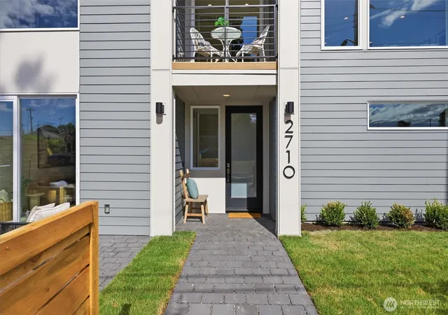 Photo 3 of Sale Pending at 2710 58th Avenue Sw, Seattle, WA 98116 | MLS# NWM2537901 | Listing updated on 2026-09-22