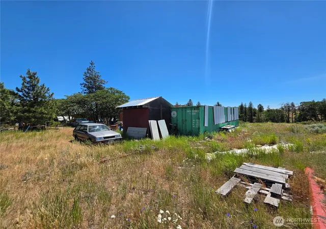 Photo 3 of Single family home for sale at 130 Briggs Ln, Goldendale, WA 98620 | MLS# NWM2537927 | Listing updated on 2026-10-20