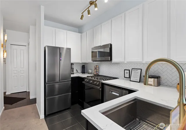 Photo 3 of Condo for sale at 1950 Alaskan Way #422, Seattle, WA 98101 | MLS# NWM2537998 | Listing updated on 2026-09-22