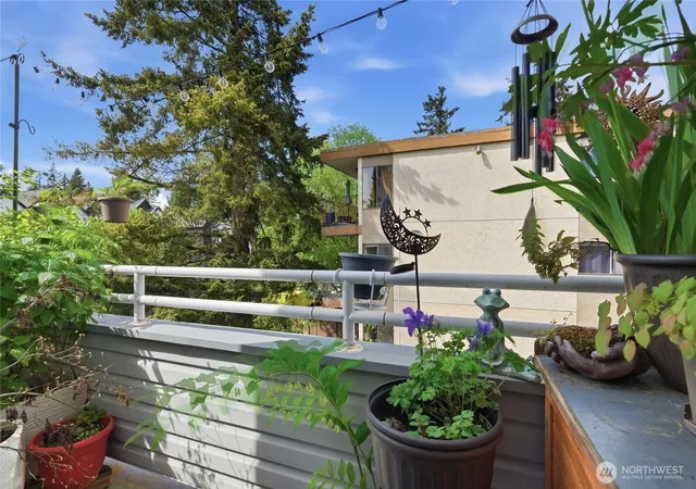 Photo 4 of Condo for sale at 13310 Greenwood Ave N, Seattle, WA 98133 | MLS# NWM2538004 | Listing updated on 2026-09-22