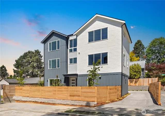 Photo 1 of Townhouse for sale at 334 Ne 90th Street, Seattle, WA 98115 | MLS# NWM2538014 | Listing updated on 2026-09-22