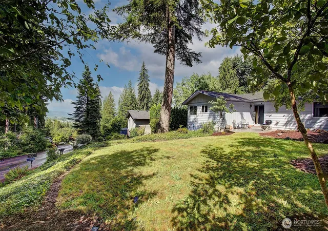 Photo 4 of Single family home for sale at 153 Monticello Dr, Longview, WA 98632 | MLS# NWM2538037 | Listing updated on 2026-09-30
