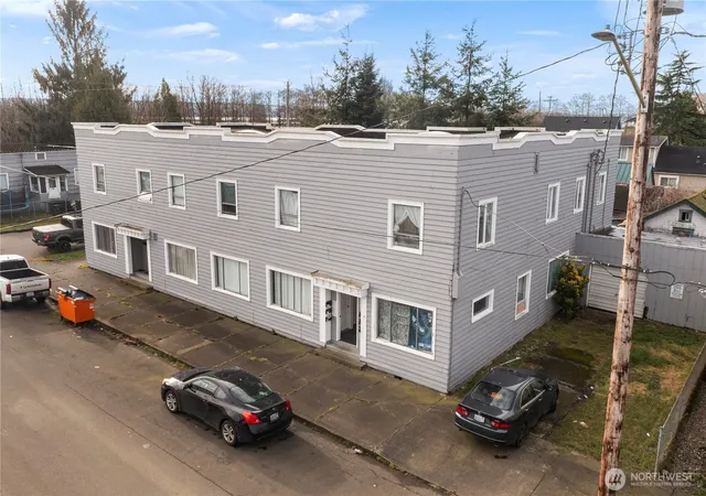 Photo 1 of Multi family home for sale at 1020 J St, Hoquiam, WA 98550 | MLS# NWM2538113 | Listing updated on 2026-09-22